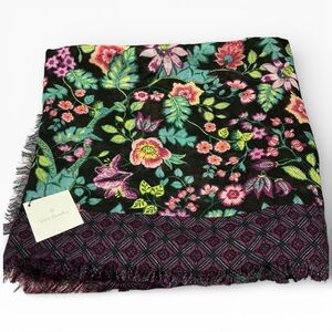 NWT Vera Bradley Petite Vines Large 54 x 54 Black Floral Wool Scarf / Shawl